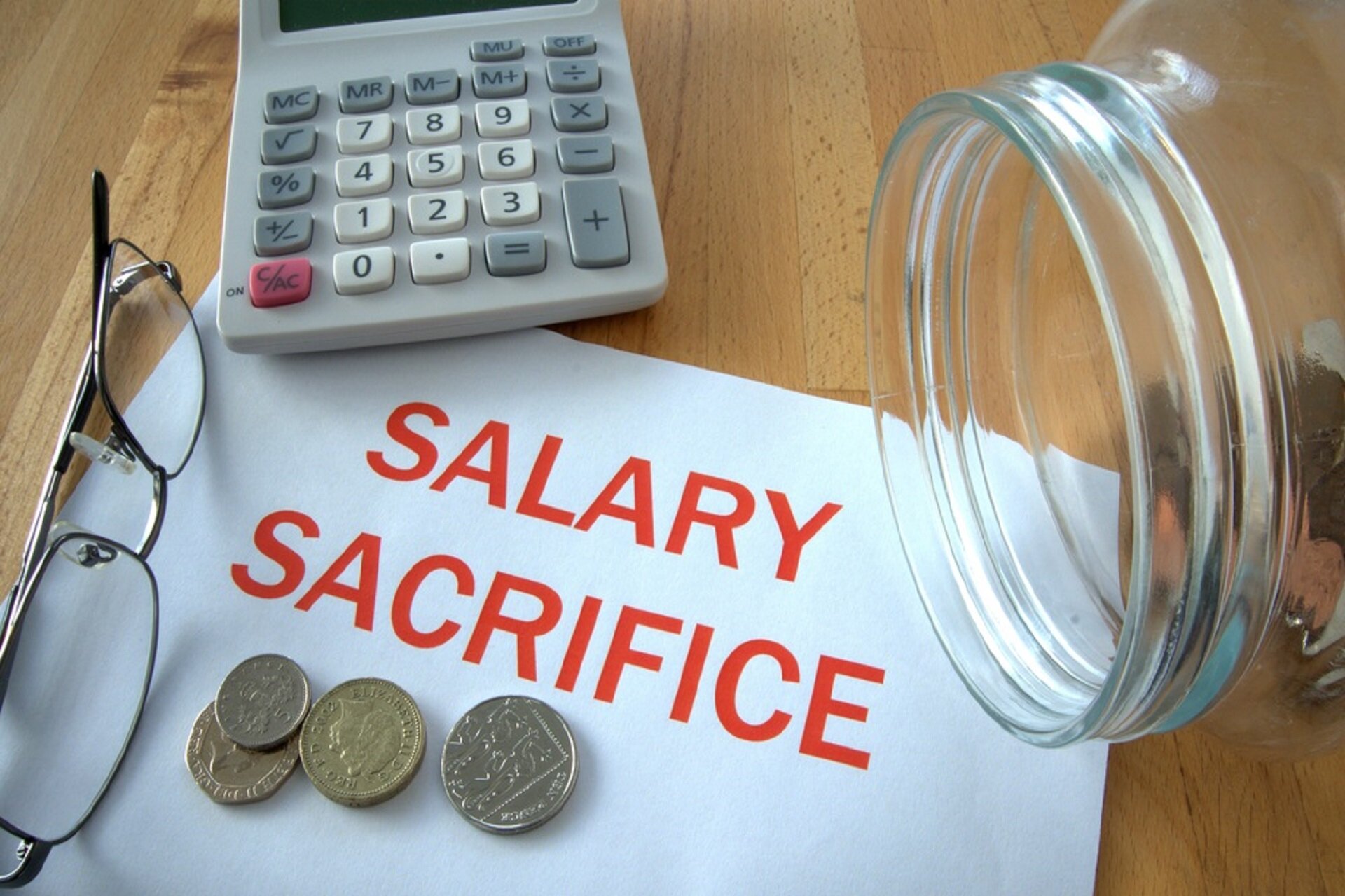 Pros & Cons of Salary Sacrifice for Pension Contributions